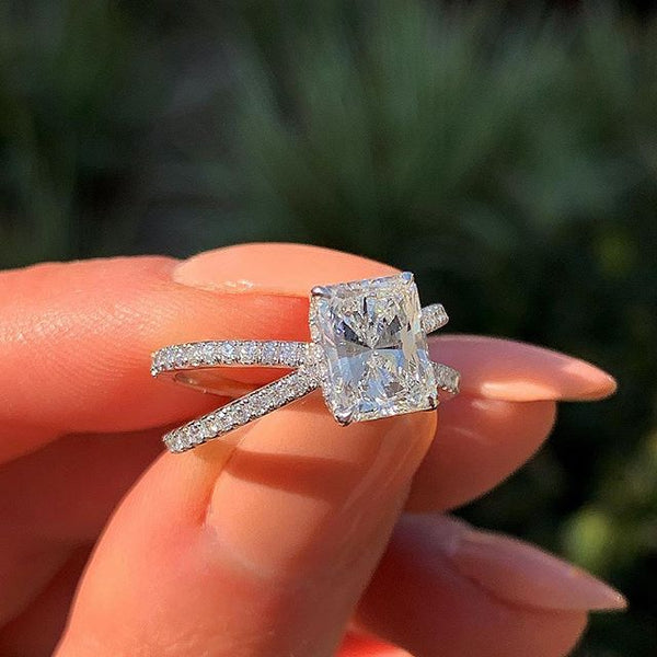 Classic Romantic Finger Ring