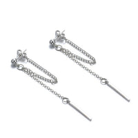 Traditional pearl earrings
